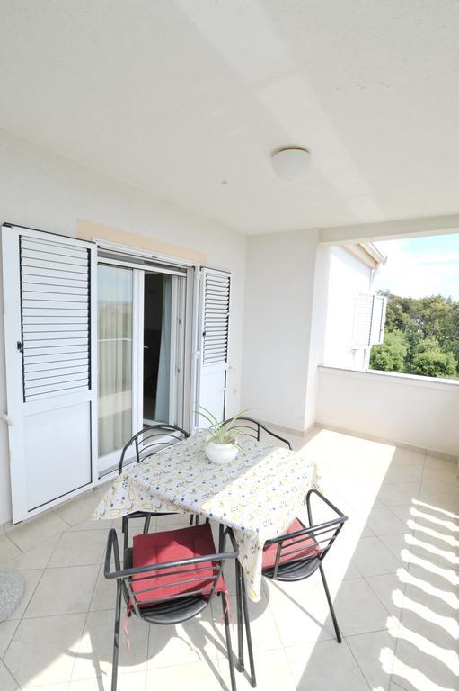 Villa Luna With Seaview เพทรอซาเน ภายนอก รูปภาพ