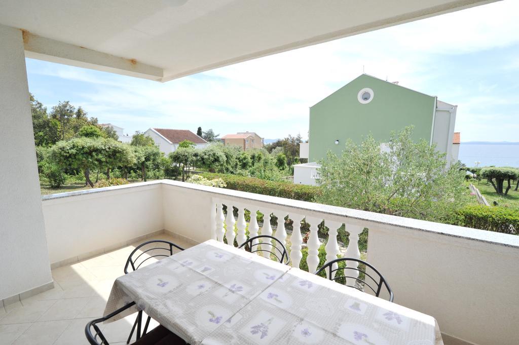 Villa Luna With Seaview เพทรอซาเน ภายนอก รูปภาพ
