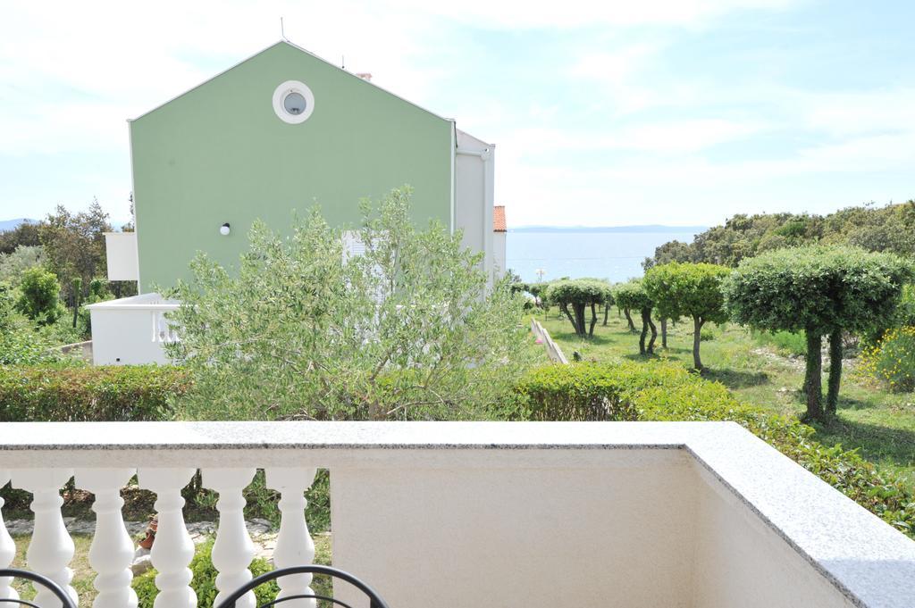 Villa Luna With Seaview เพทรอซาเน ภายนอก รูปภาพ